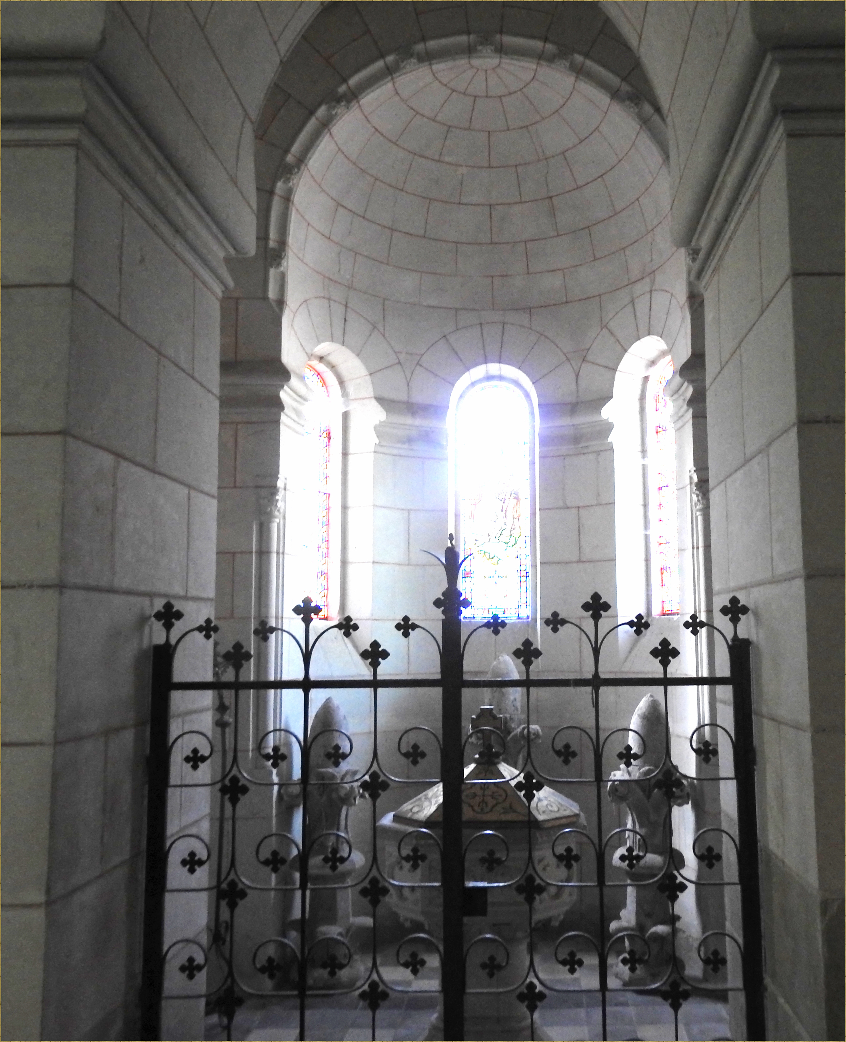 vue des Fonts-Baptismaux